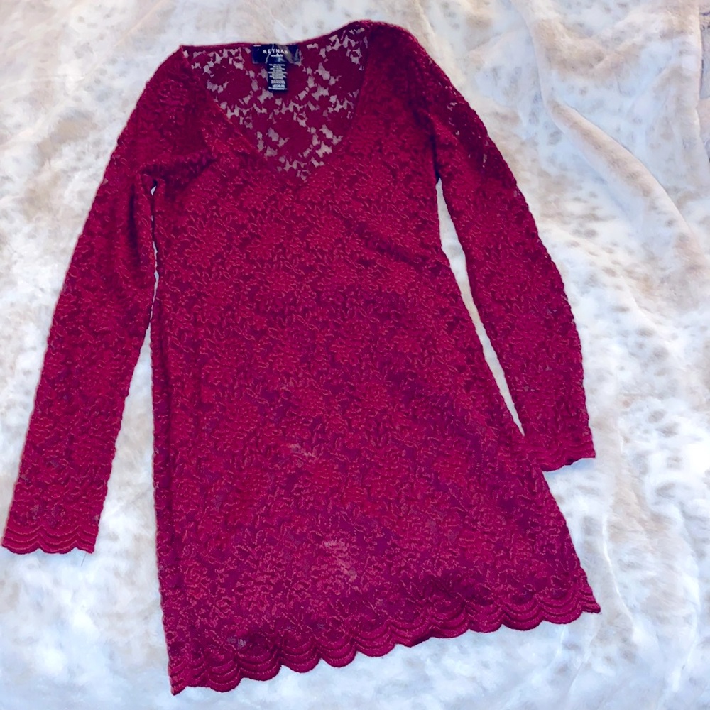 Lace dress Medium- Brand Reynah